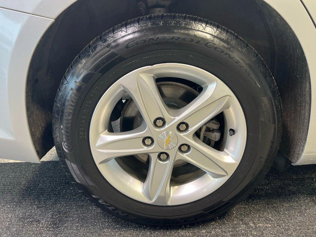 used 2022 Chevrolet Malibu car, priced at $17,995