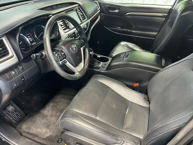 used 2015 Toyota Highlander car, priced at $20,995