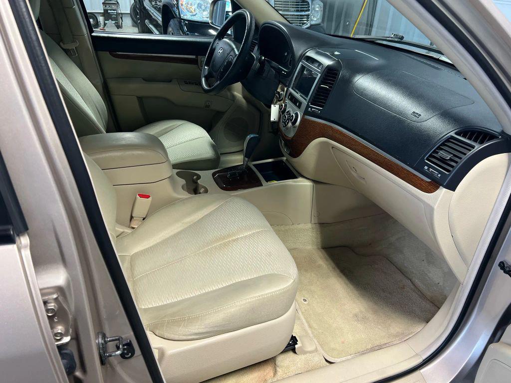 used 2007 Hyundai Santa Fe car, priced at $7,995