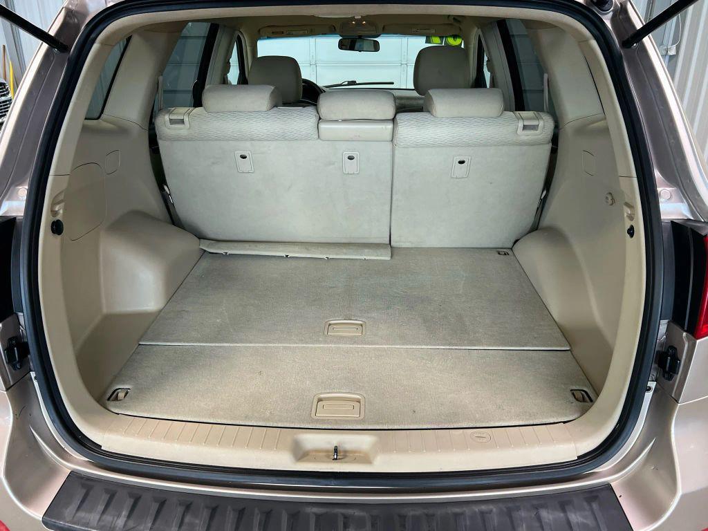 used 2007 Hyundai Santa Fe car, priced at $7,995