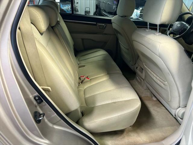 used 2007 Hyundai Santa Fe car, priced at $7,995