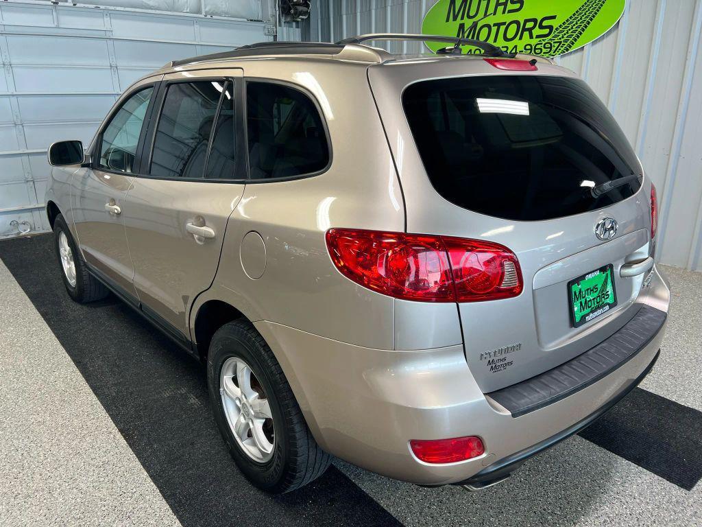 used 2007 Hyundai Santa Fe car, priced at $7,995