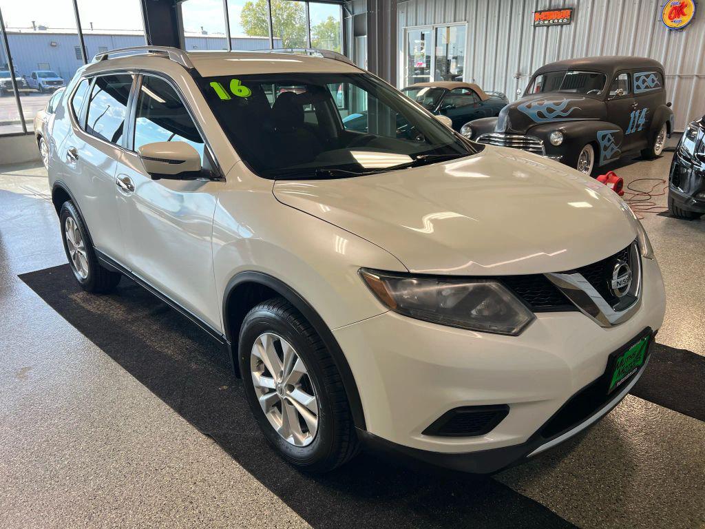 used 2016 Nissan Rogue car, priced at $11,995