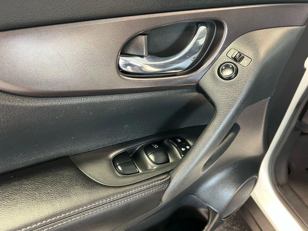 used 2016 Nissan Rogue car, priced at $11,995