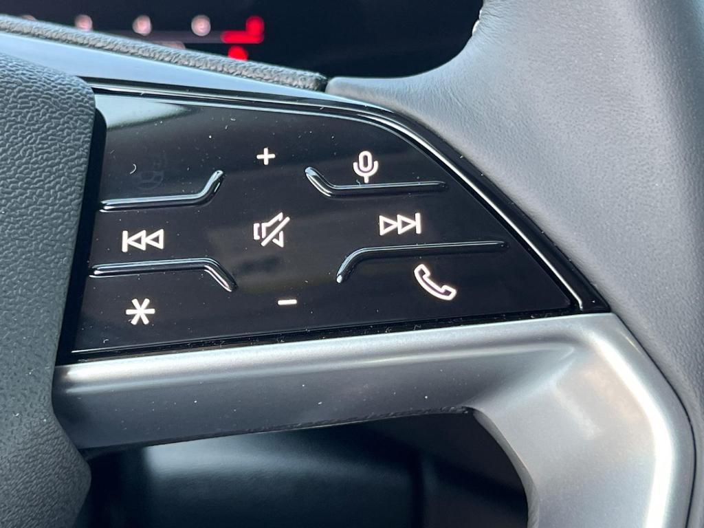 new 2025 Audi Q5 car, priced at $51,410