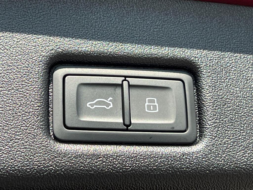 new 2025 Audi Q5 car, priced at $51,410