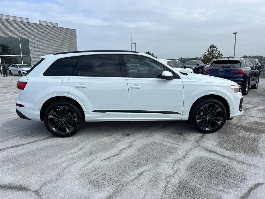 new 2025 Audi Q7 car, priced at $73,260