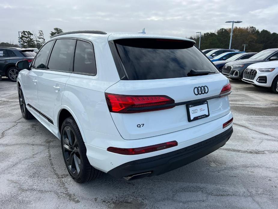 new 2025 Audi Q7 car, priced at $73,260