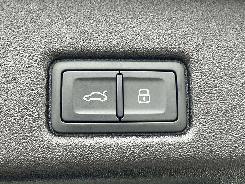 new 2025 Audi Q5 Sportback car, priced at $63,400