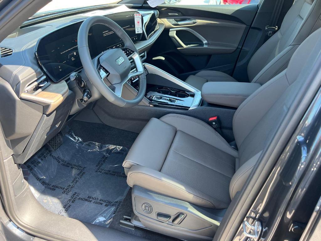new 2025 Audi Q5 car, priced at $61,390