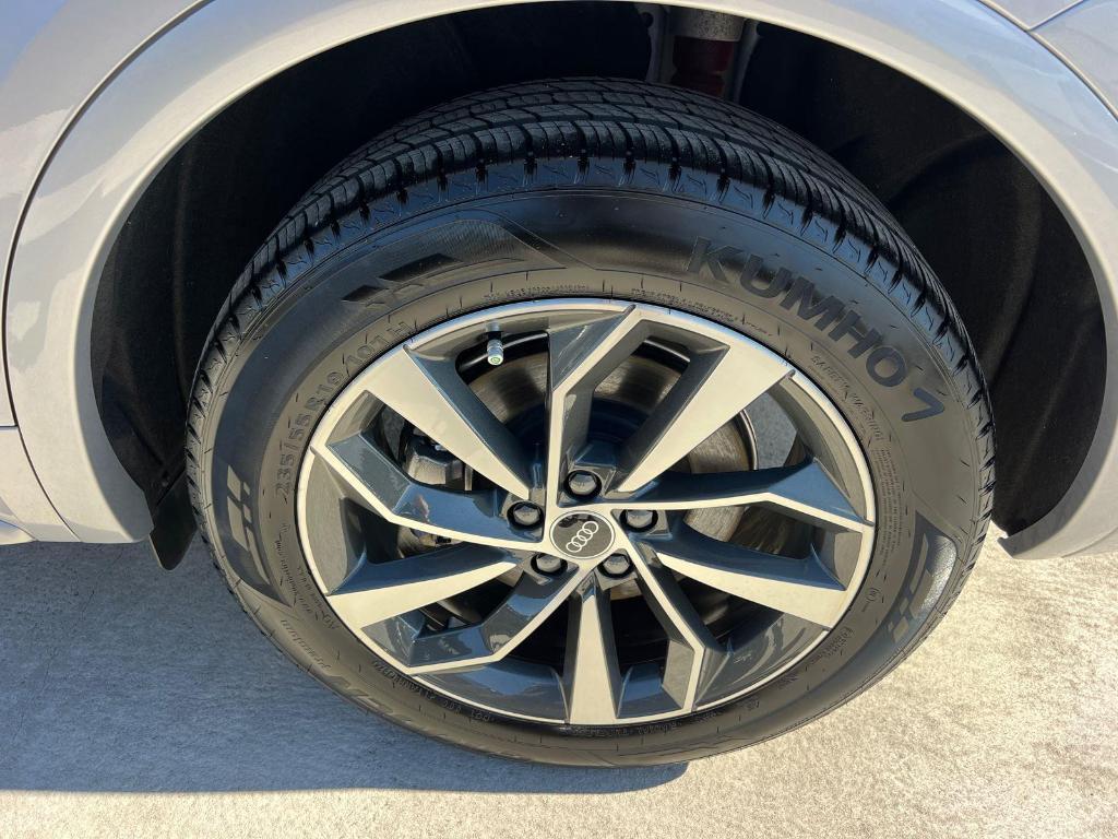 used 2025 Audi Q5 car, priced at $46,995