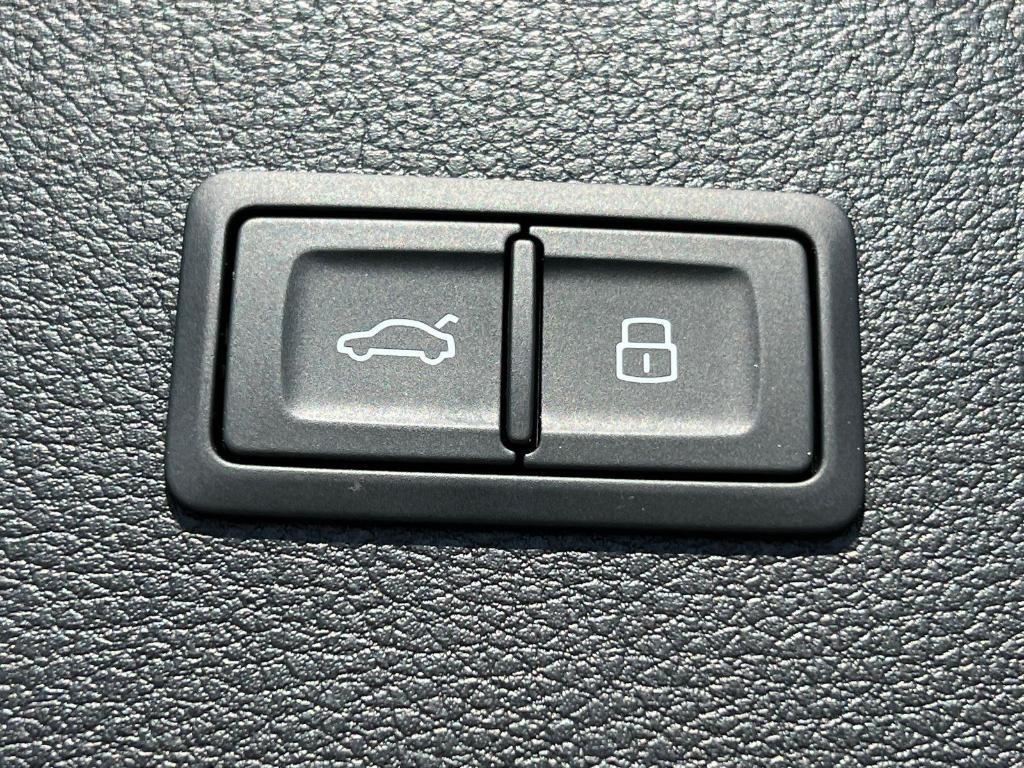 used 2025 Audi Q5 car, priced at $46,995