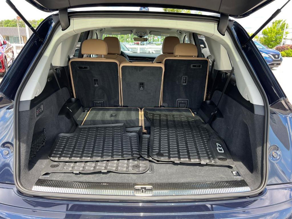 used 2025 Audi Q7 car, priced at $64,895