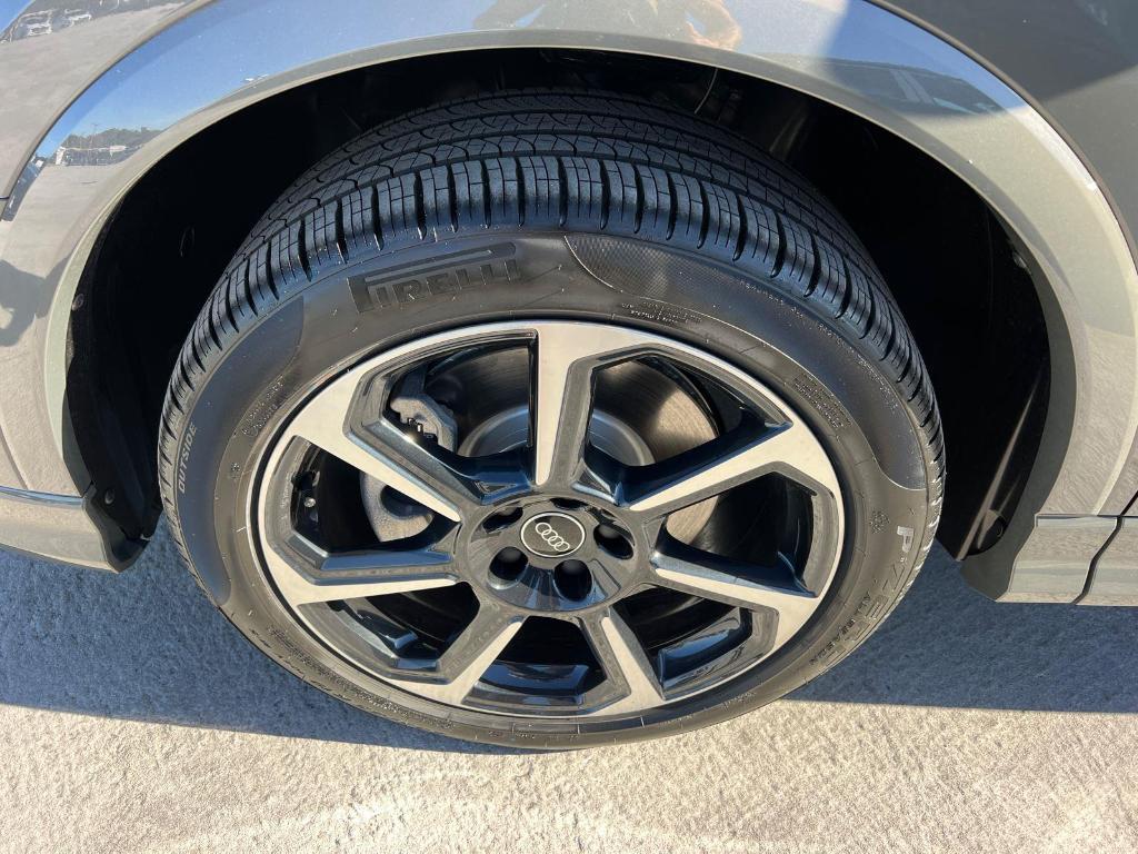 new 2025 Audi Q3 car, priced at $47,200