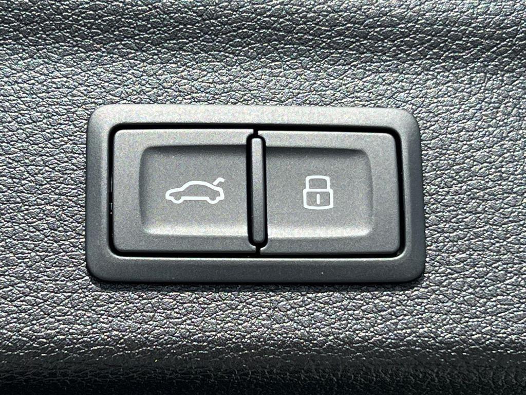 new 2025 Audi Q3 car, priced at $43,465