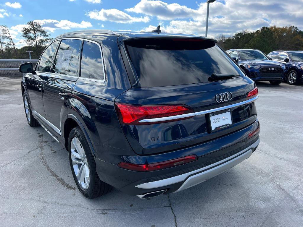 new 2025 Audi Q7 car, priced at $59,955