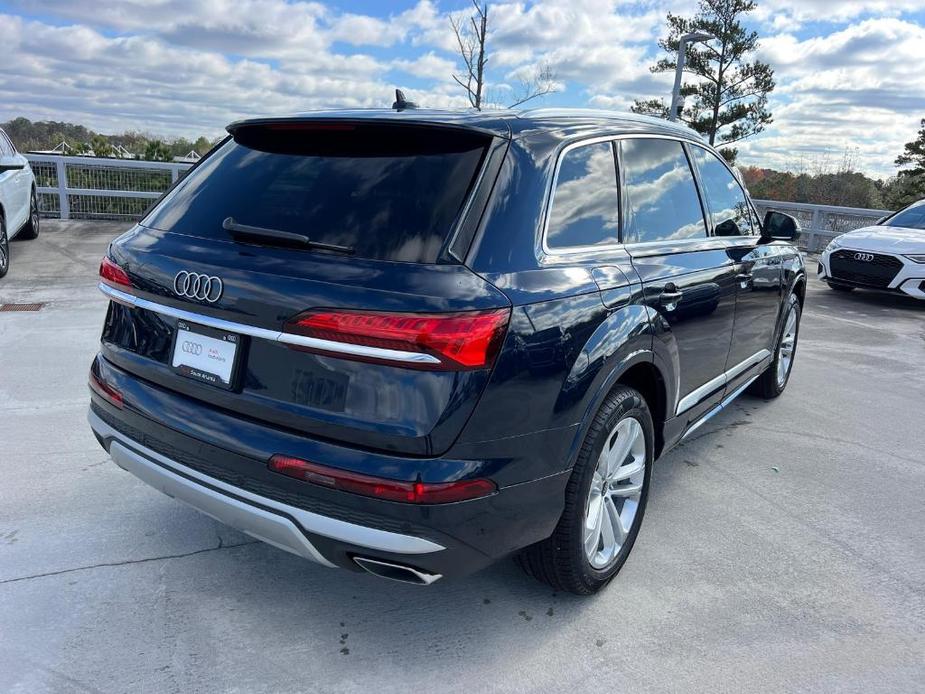 new 2025 Audi Q7 car, priced at $62,455