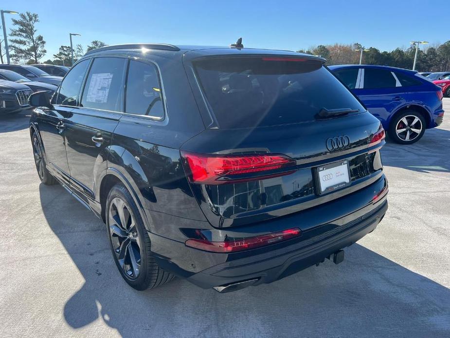 new 2025 Audi Q7 car, priced at $80,660