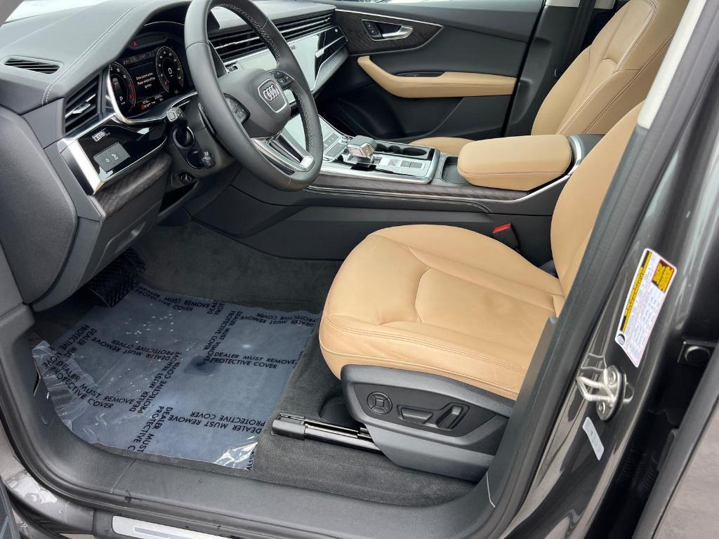 used 2025 Audi Q7 car, priced at $49,995
