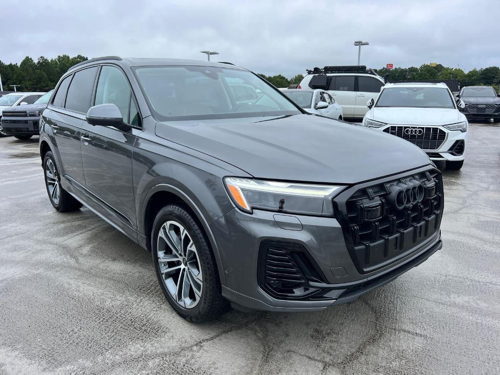 used 2025 Audi Q7 car, priced at $49,995