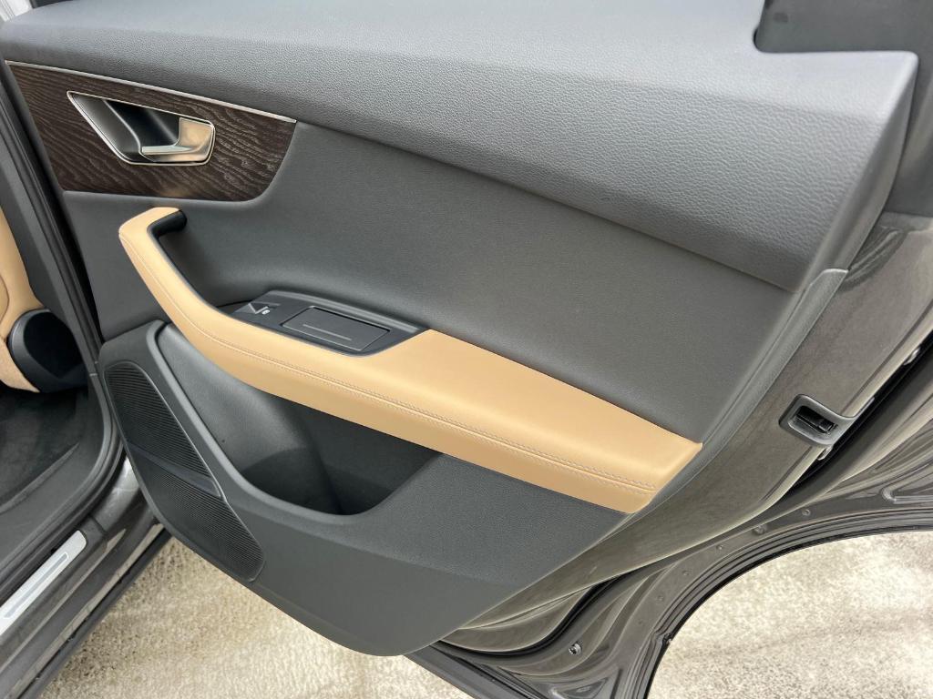 used 2025 Audi Q7 car, priced at $49,995