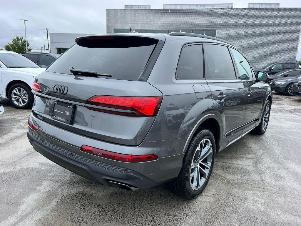 used 2025 Audi Q7 car, priced at $49,995