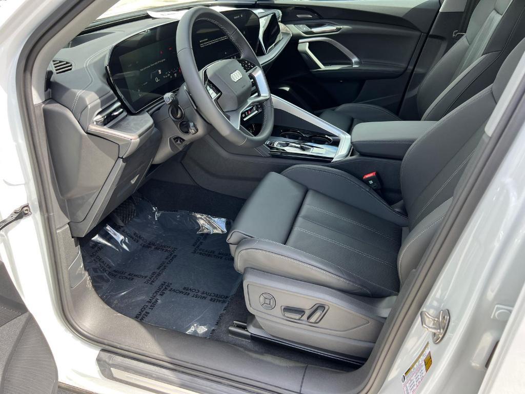 new 2025 Audi Q5 car, priced at $61,390