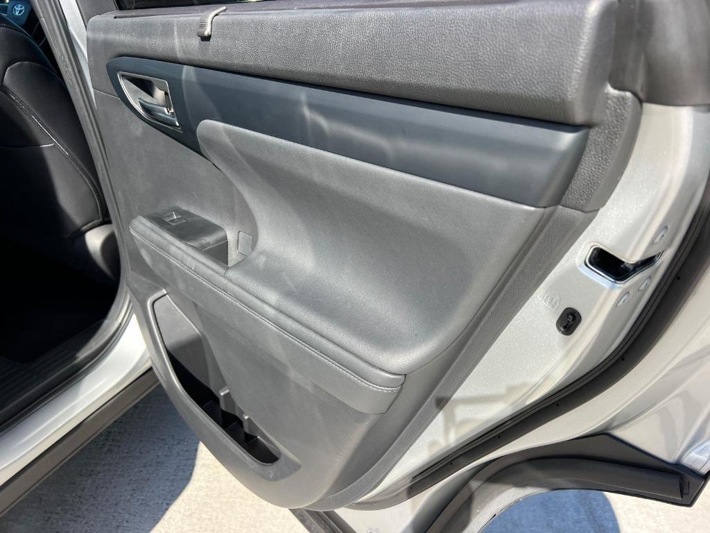 used 2024 Toyota Highlander car, priced at $42,985