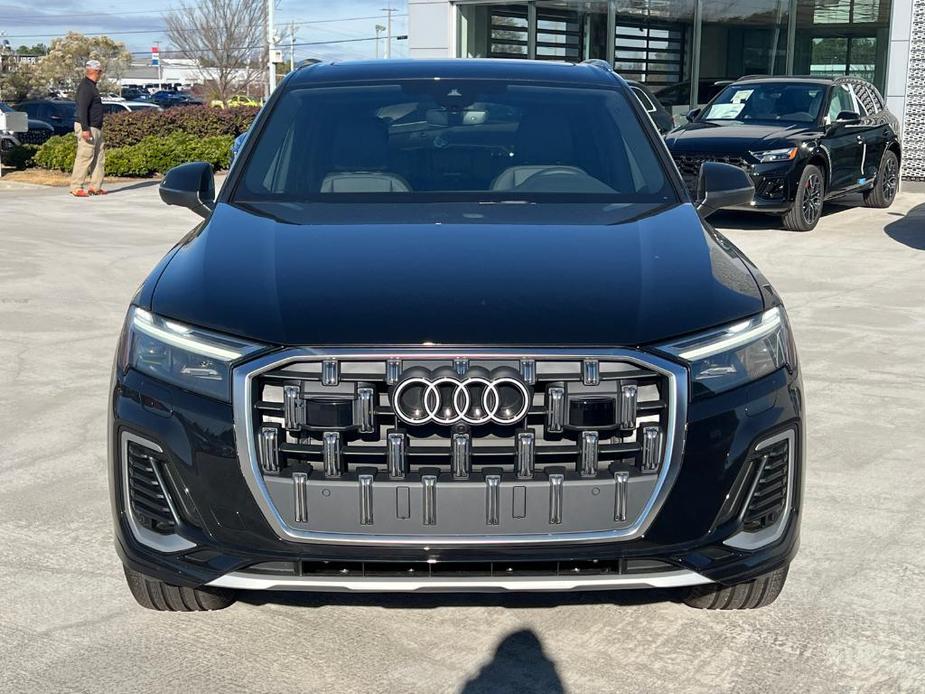 new 2025 Audi Q7 car, priced at $62,730