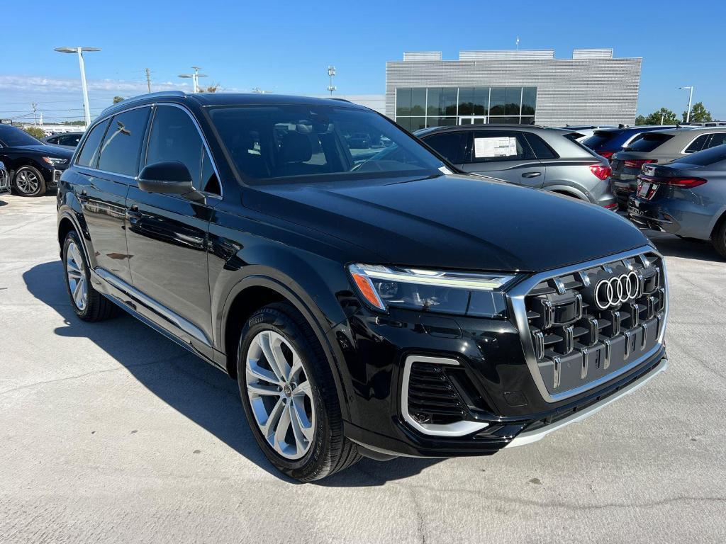 used 2025 Audi Q7 car, priced at $52,995