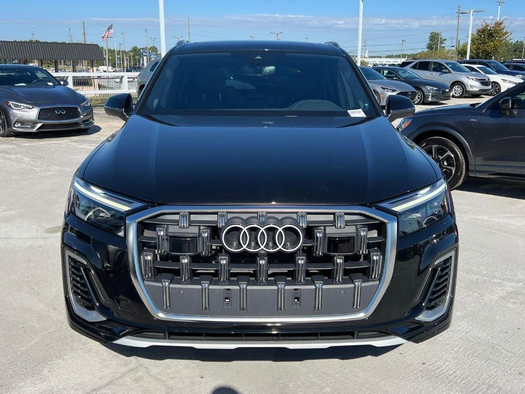 used 2025 Audi Q7 car, priced at $52,995