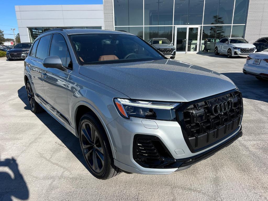 new 2025 Audi Q7 car, priced at $67,055