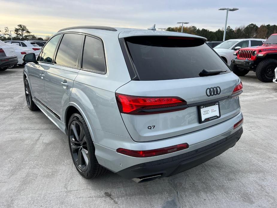 new 2025 Audi Q7 car, priced at $80,705