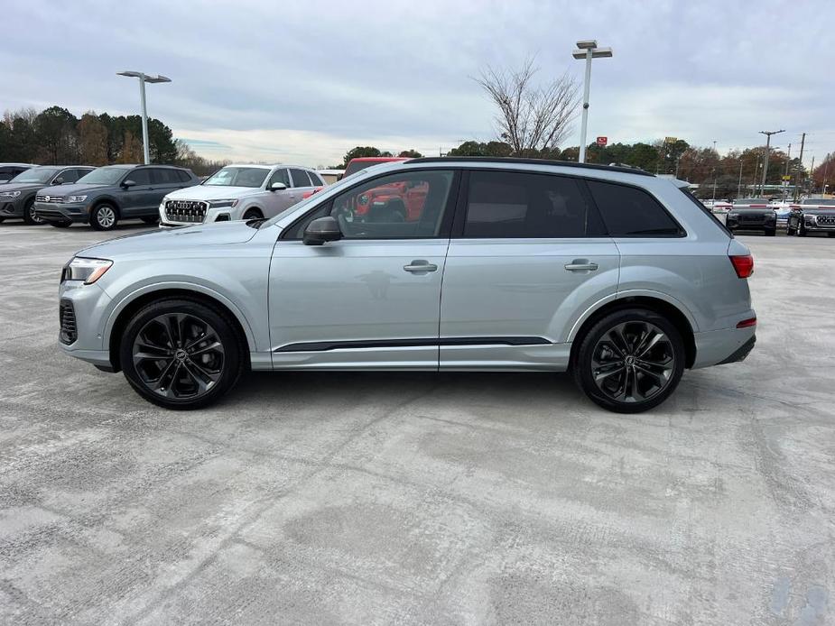 new 2025 Audi Q7 car, priced at $80,705