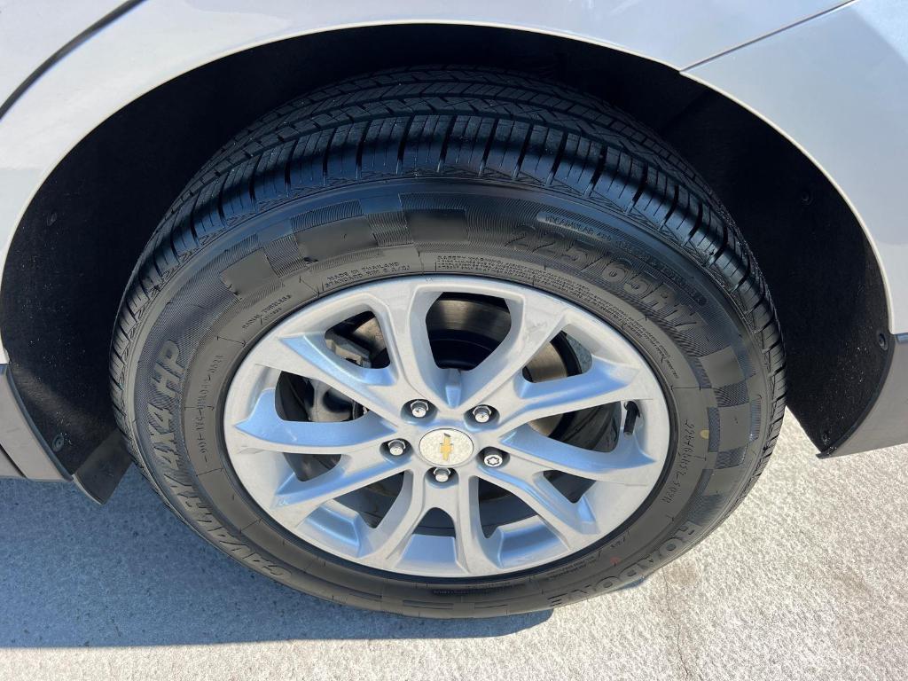 used 2020 Chevrolet Equinox car, priced at $12,995