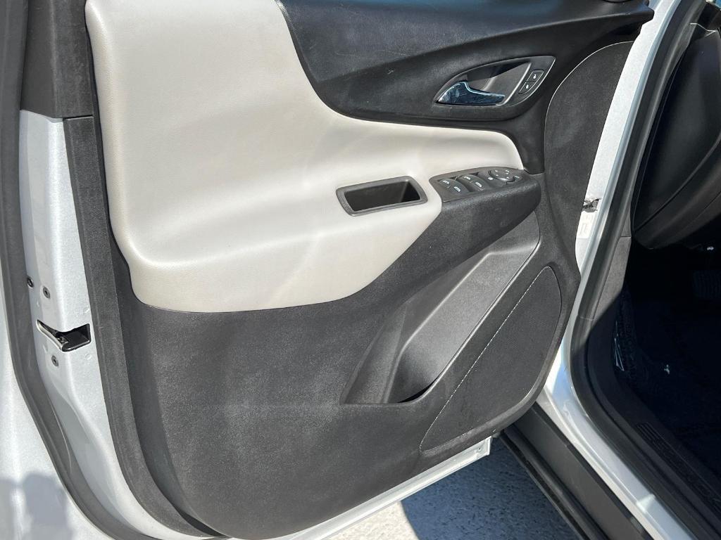 used 2020 Chevrolet Equinox car, priced at $12,995