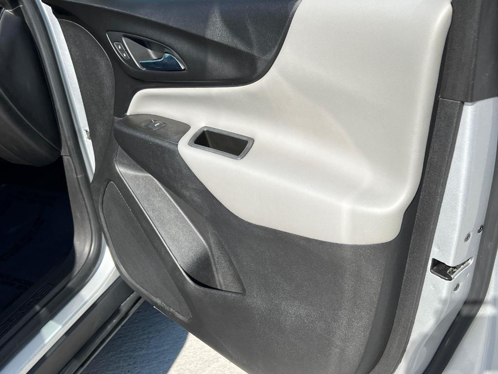 used 2020 Chevrolet Equinox car, priced at $12,995