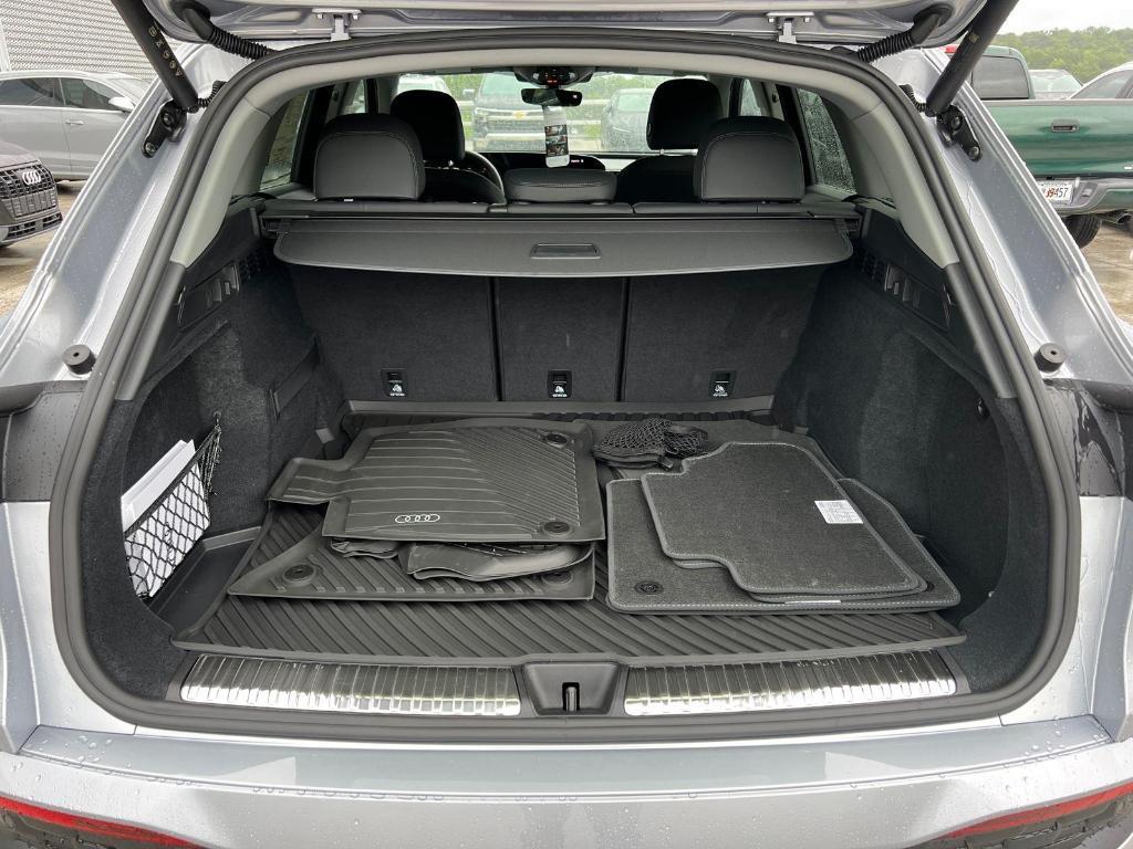 new 2025 Audi Q5 car, priced at $56,350