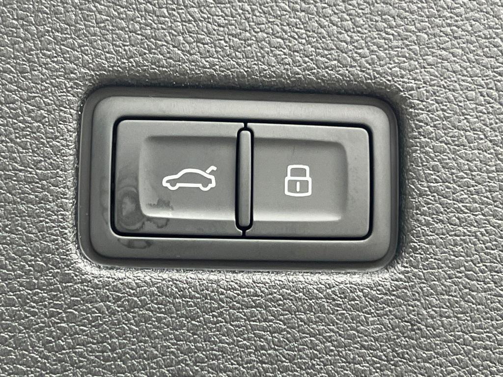 new 2026 Audi RS Q8 car, priced at $152,065