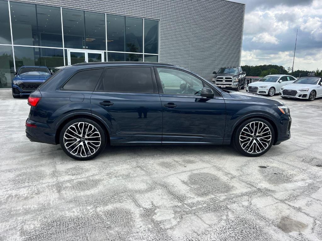 new 2025 Audi SQ7 car, priced at $90,415