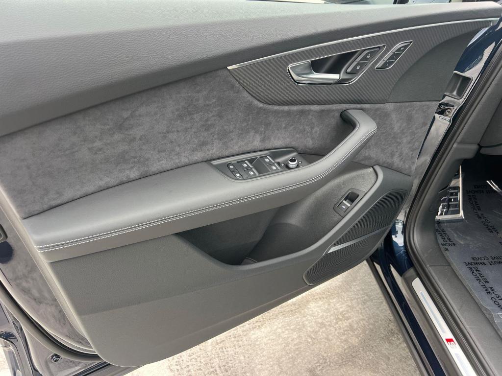 new 2025 Audi SQ7 car, priced at $90,415
