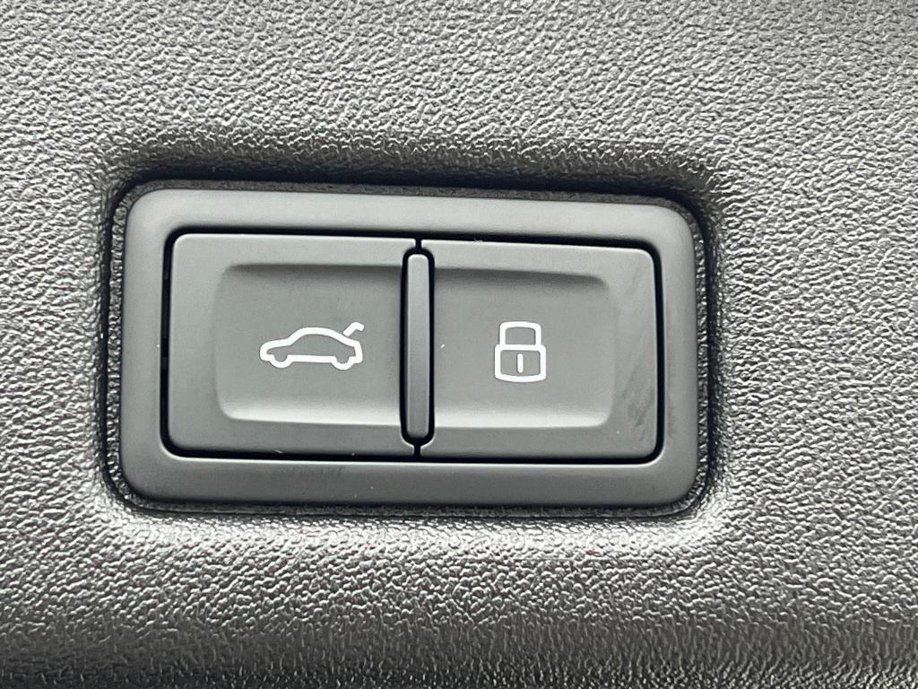 new 2025 Audi SQ5 Sportback car, priced at $76,155