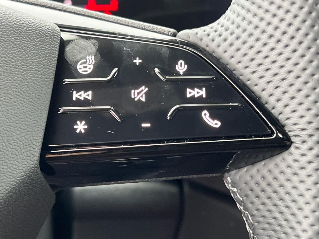 new 2025 Audi SQ5 Sportback car, priced at $76,155