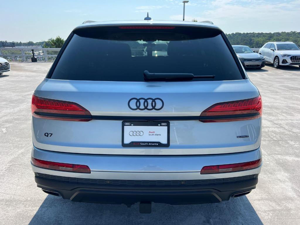 new 2025 Audi Q7 car, priced at $69,655