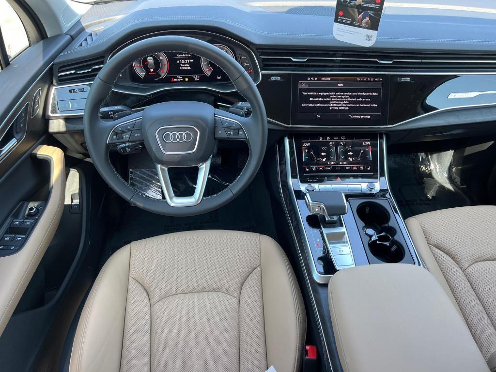 new 2025 Audi Q7 car, priced at $69,655