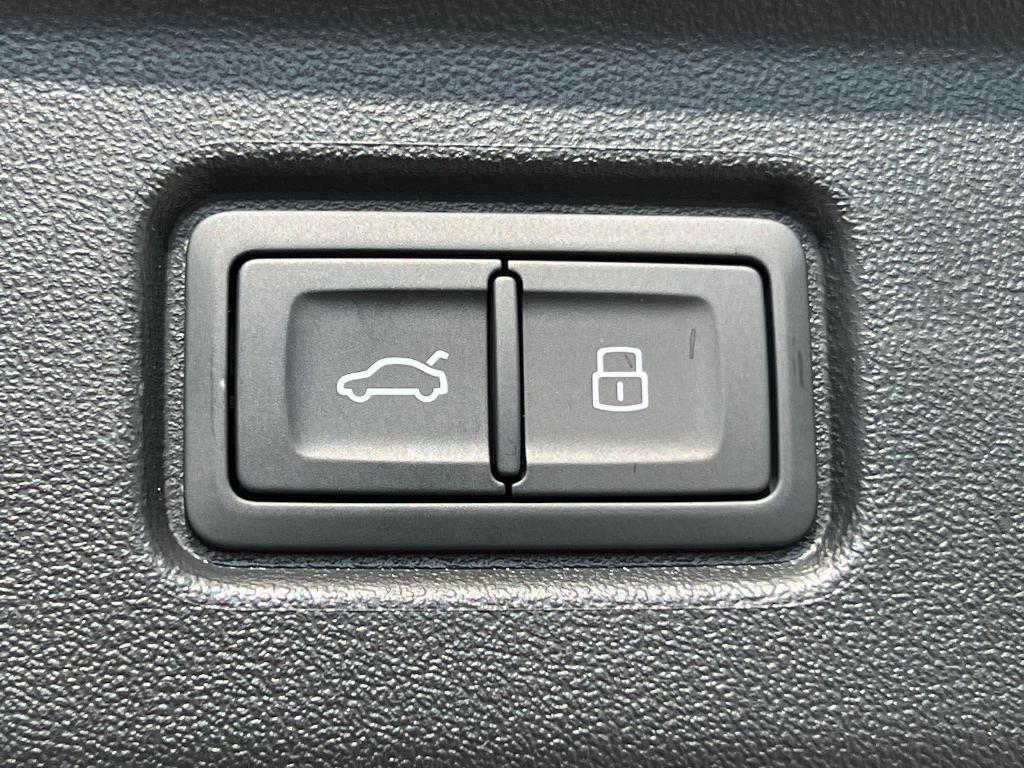 new 2025 Audi A6 e-tron car, priced at $66,103