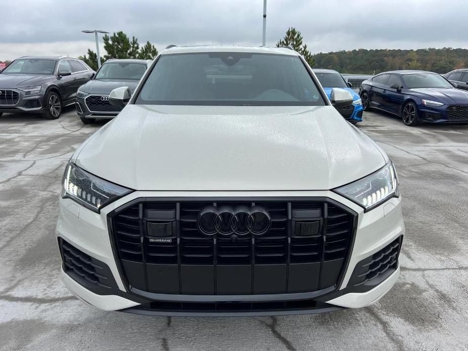 new 2024 Audi Q7 car, priced at $62,645