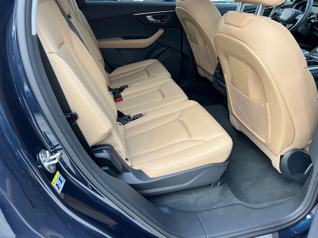 used 2025 Audi Q7 car, priced at $48,995