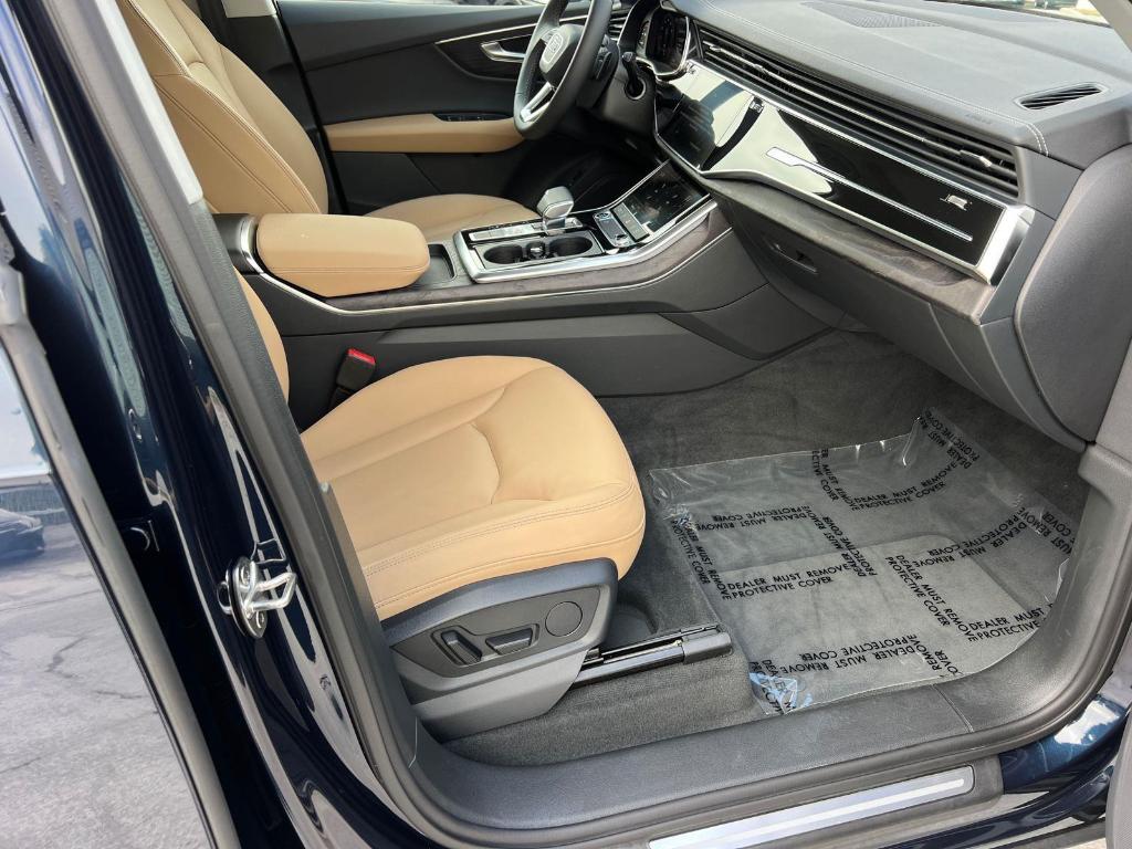 used 2025 Audi Q7 car, priced at $48,995