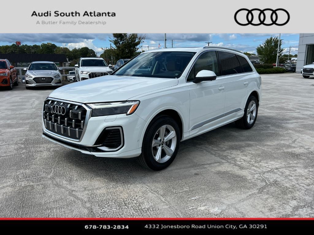 new 2025 Audi Q7 car, priced at $61,810